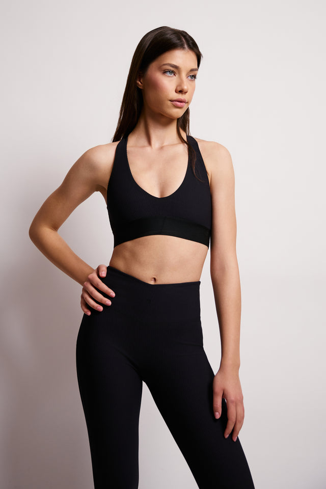 rebraste-helanke-crne-zenske