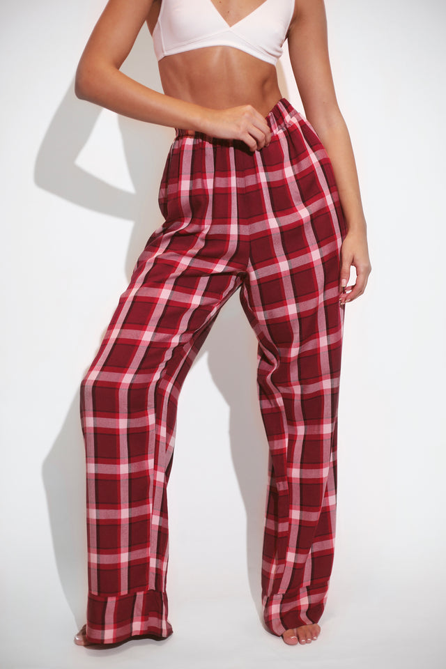 karirana-pidzama-za-nju-bordo