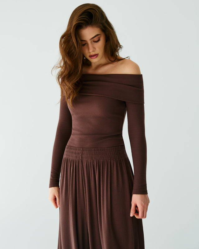 majica-sa-camac-izrezom-espresso