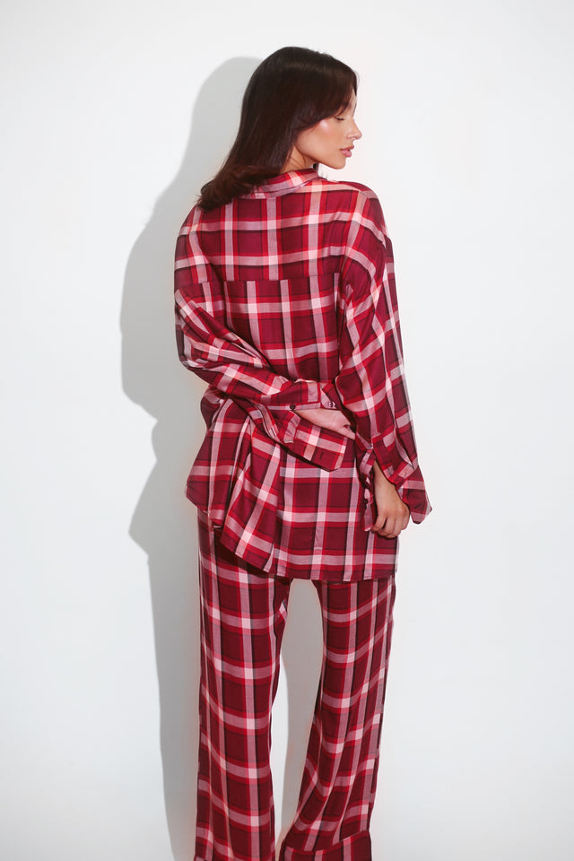 karirana-pidzama-za-nju-bordo