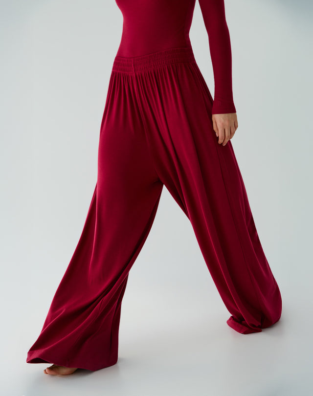 siroke-pantalone-trenerka-malina