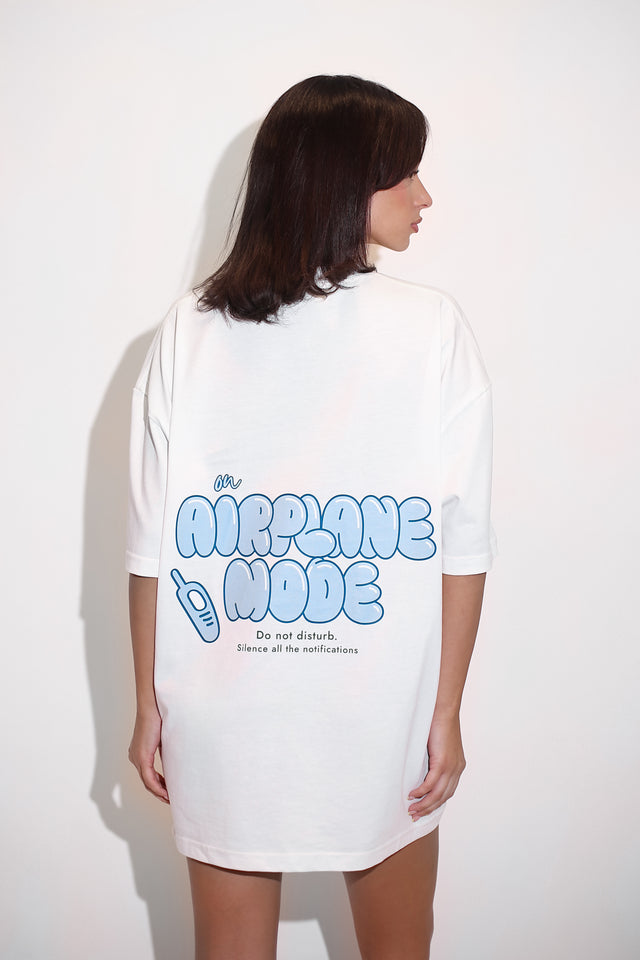 bela-pamucna-majica-plavi-print