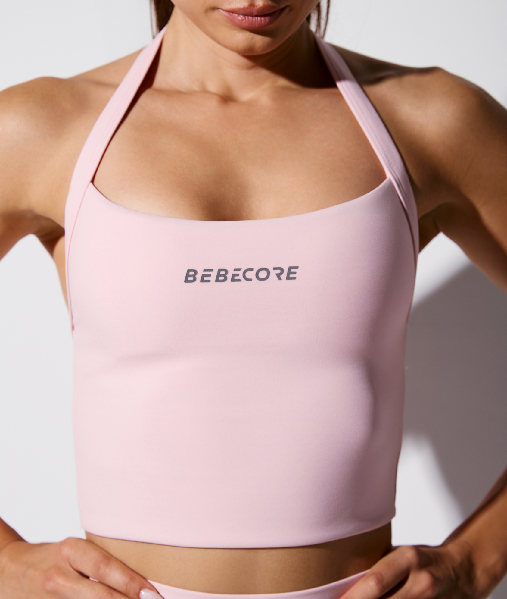 sportski-crop-tank-top-rozi